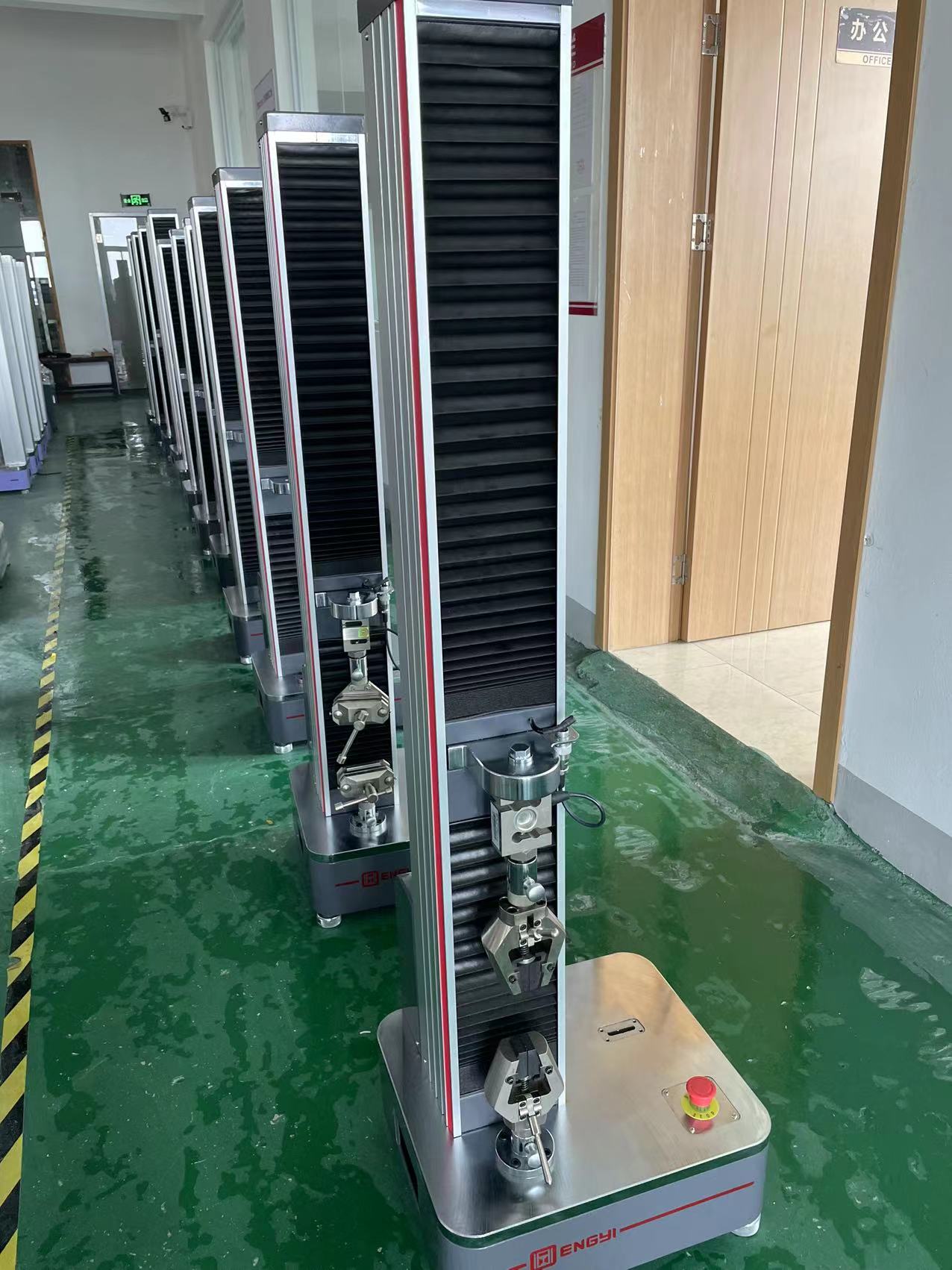 衡翼水凝膠萬能拉伸壓縮試驗機(jī)為客戶提供解決方案